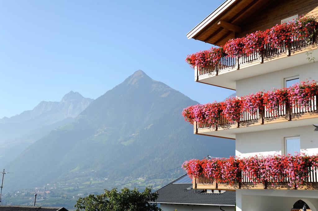 Hotel Garni Höfler Fernblick Schenna Exterior foto